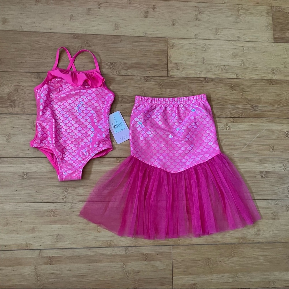 NWT Girls Size 3T Mermaid One-Piece Swimsuit with Tulle Skirt Cover Up Set